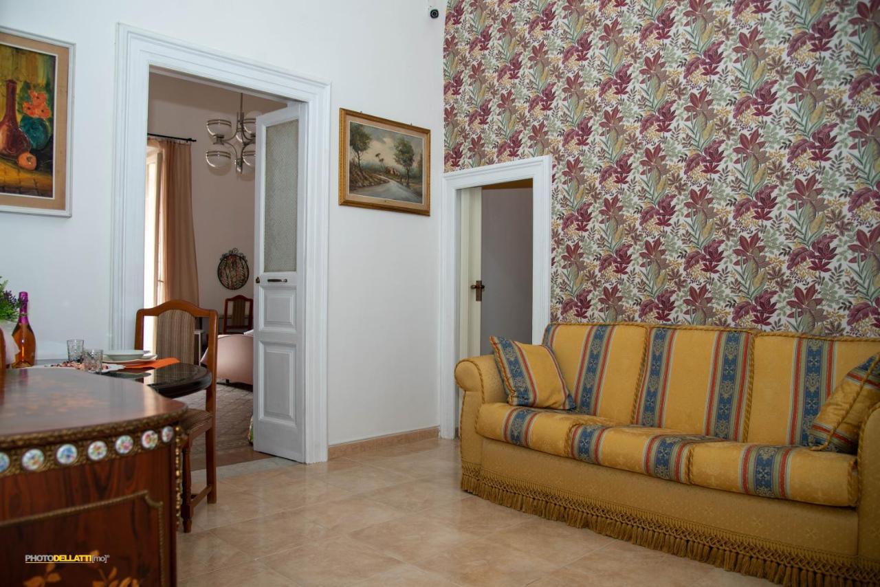 Victoria Suite Casa Vacanza Taranto Exterior foto