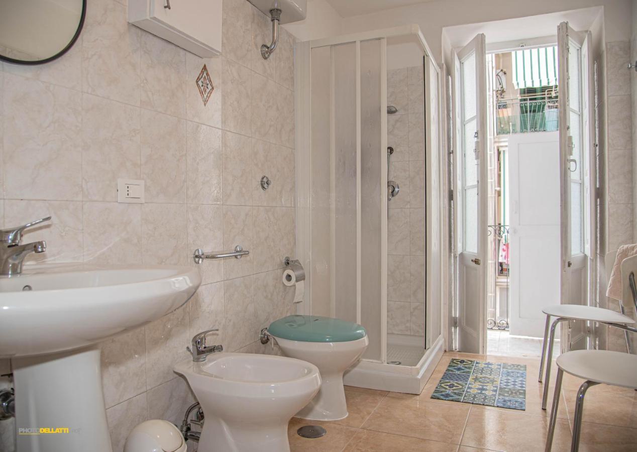 Victoria Suite Casa Vacanza Taranto Exterior foto